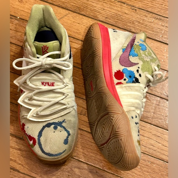 Nike Kyrie 5 x Bandulu Embroidered Splatters 2019 Mens Size 7Y Basketball